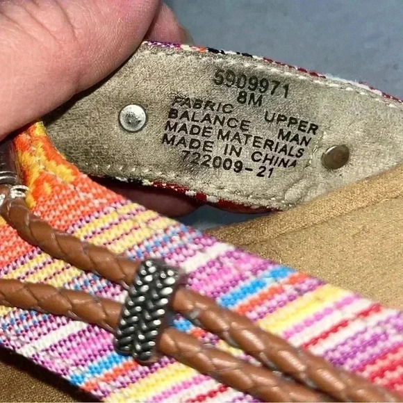 Minnetonka Silverthorne 360 Thong Sandals Aztec Southwest Boho Western - Picture 7 of 11